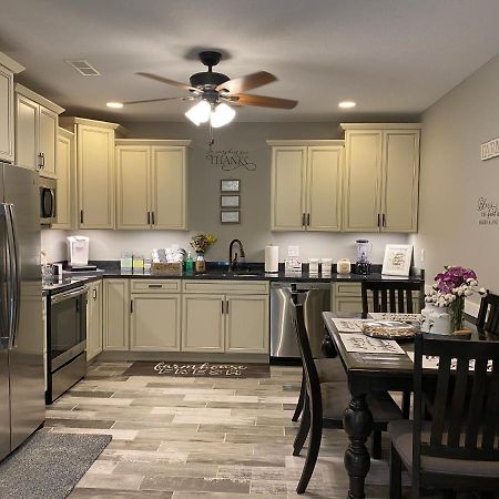 Hidden Gem Apartment Mars Hill Bagian luar foto